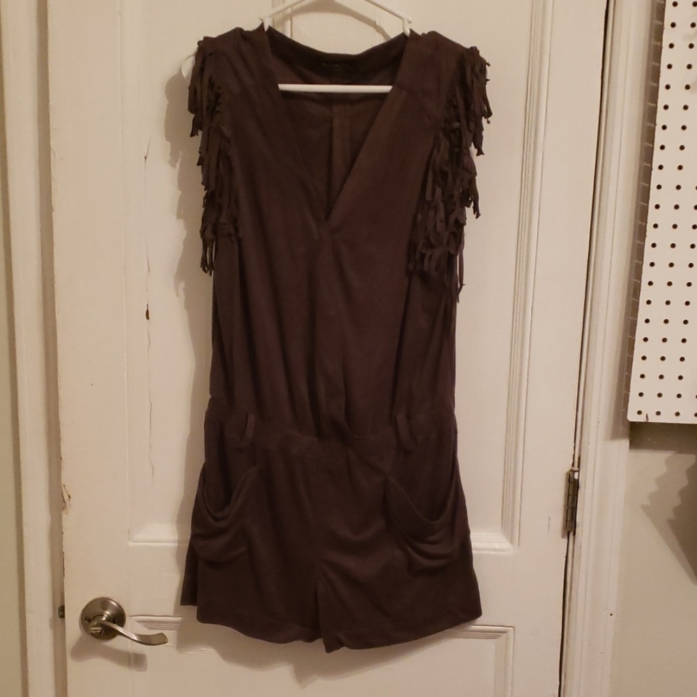 Timber with fringe teim